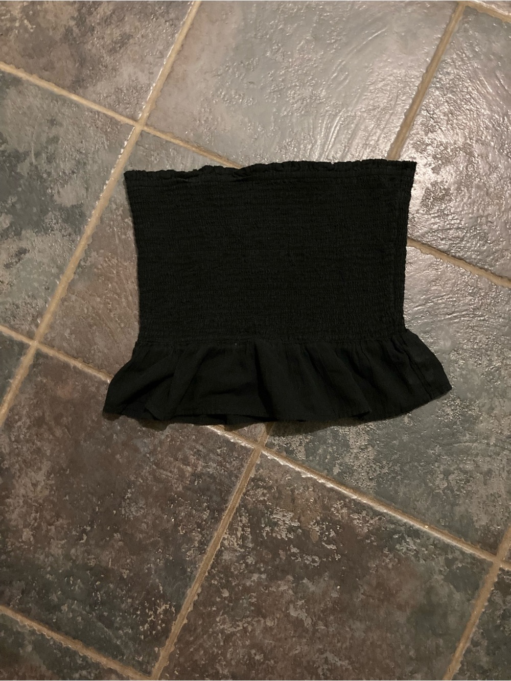 American Eagle Black Smocked Ruffle Tube Top Women’s Size M